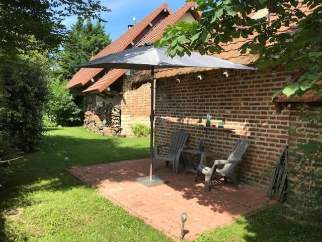 Camping Les Arbois Hotel Montjay  Exterior foto