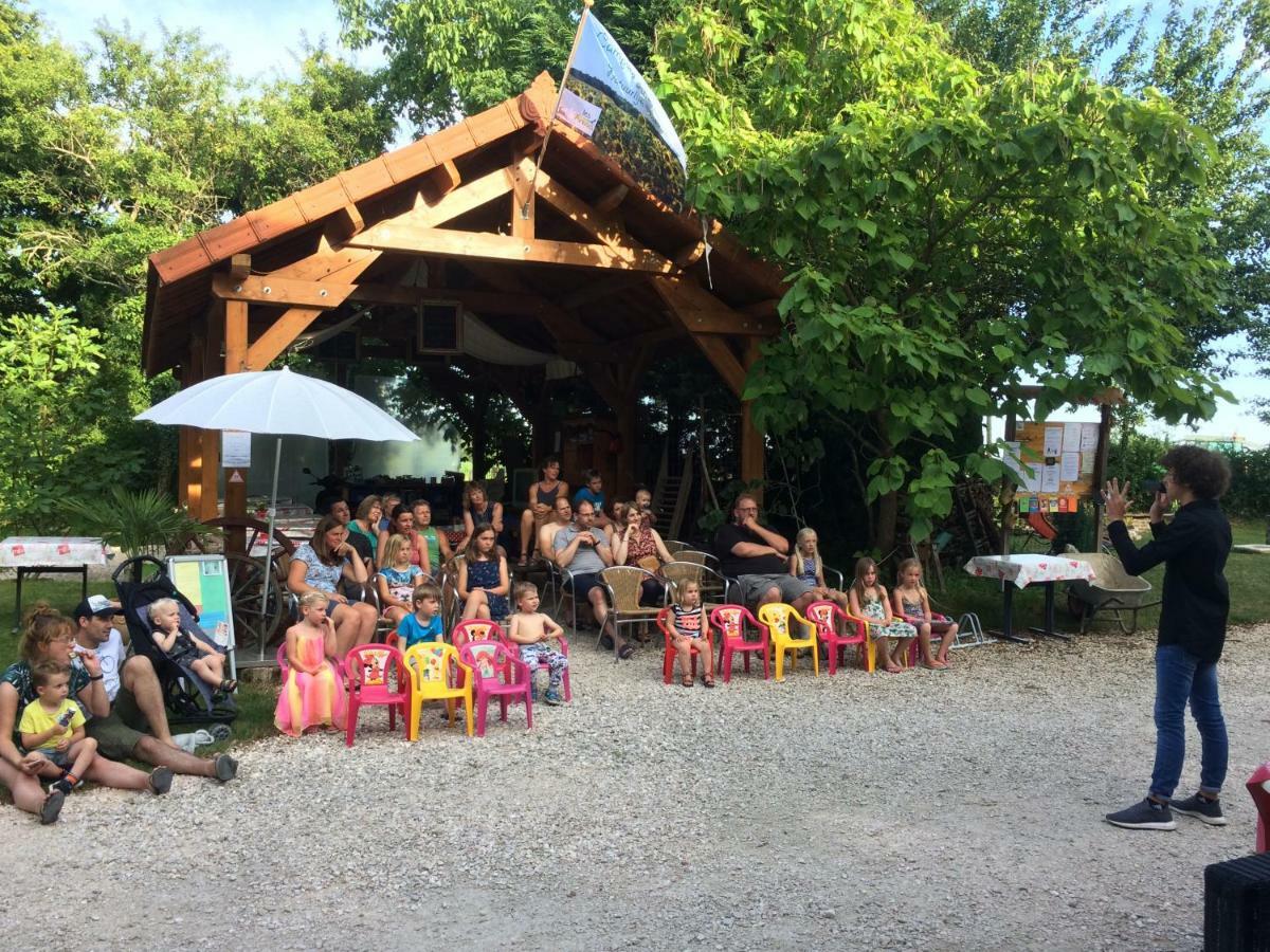 Camping Les Arbois Hotel Montjay  Exterior foto